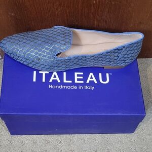 Italeau Women's Blue Patterned Leather Loafers